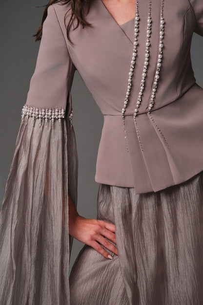 AQUILLORA Twilight Cape Dress - Mauve (Image 2)