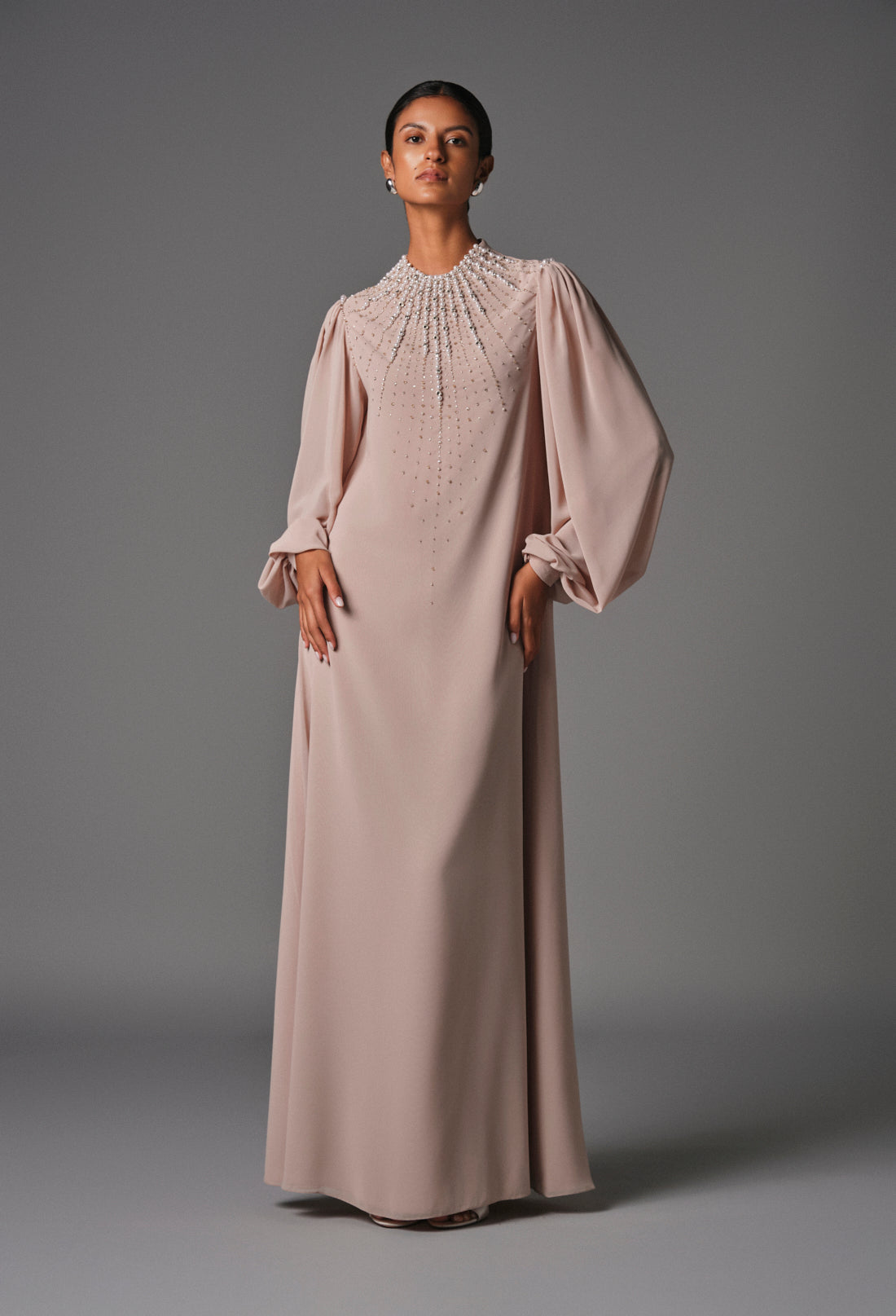 AQUILLORA Twilight flowy sleeve Kaftan - Beige (Image 1)