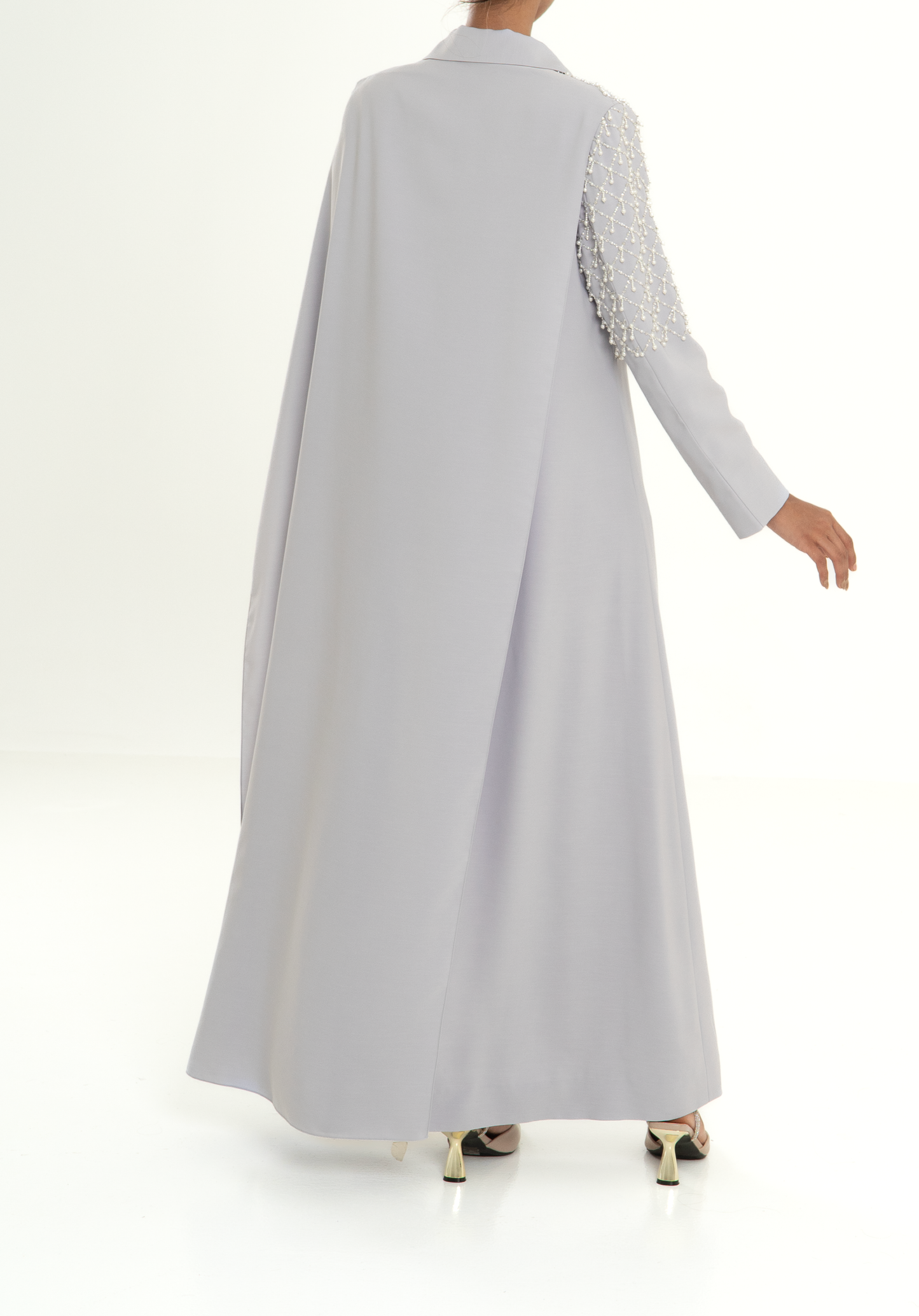 AERA Notched Collar Abaya